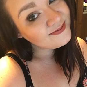 Meet your Posher, Niki